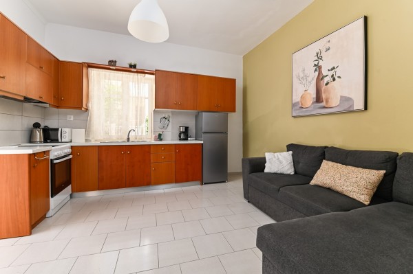 Fota's Home - Accommodation